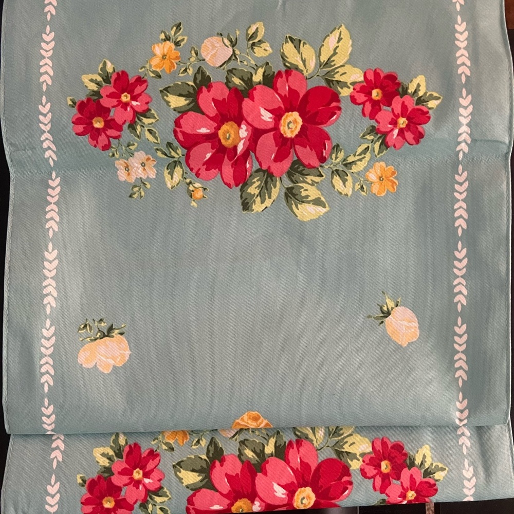 Pioneer Woman Floral Reversible Table Runner ‘Vintage Floral’ Turquoise Red Rose - Picture 2 of 3